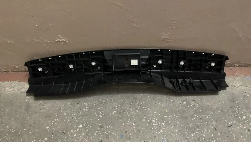 Накладка багажника Mercedes GL164 A1646901087 - миниатюра 4