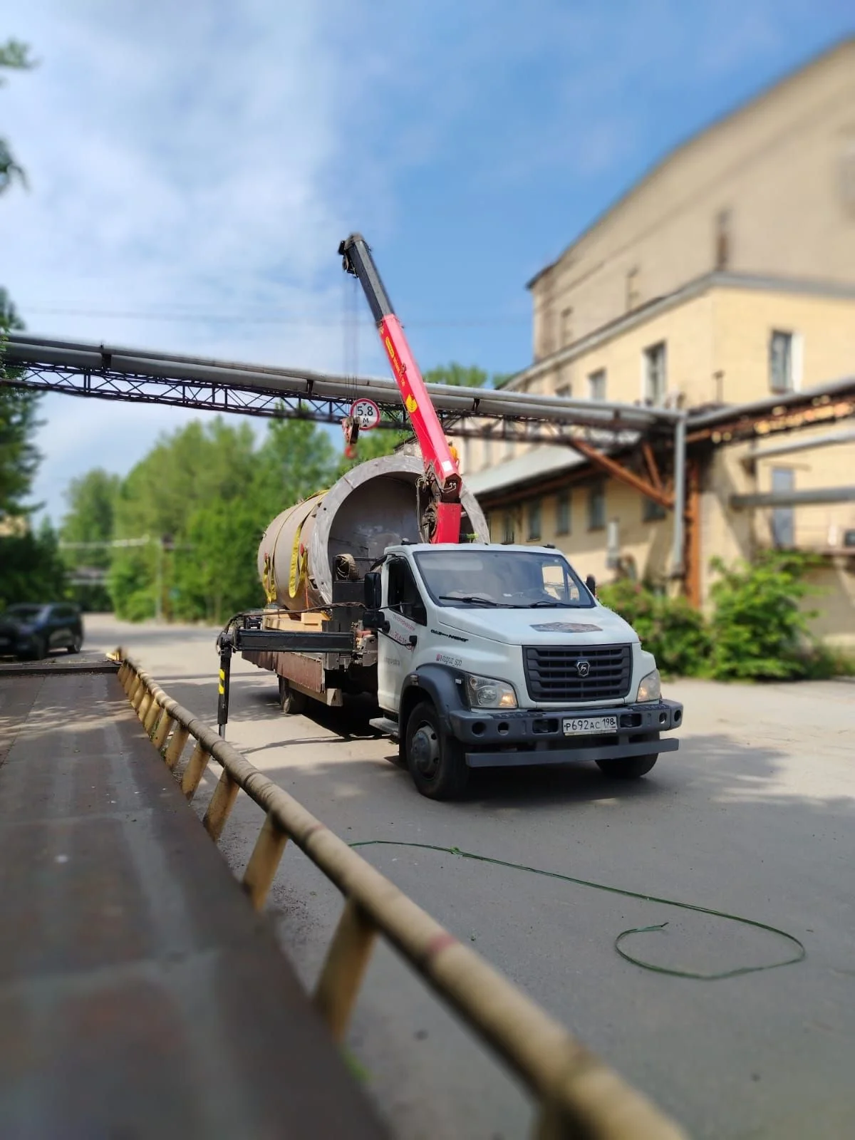 Услуги кму, стрела 2 т, 11 м, борт 3 т, 6 м - миниатюра 5