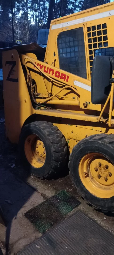 Мини погрузчик HYUNDAI 600S - изображение 1