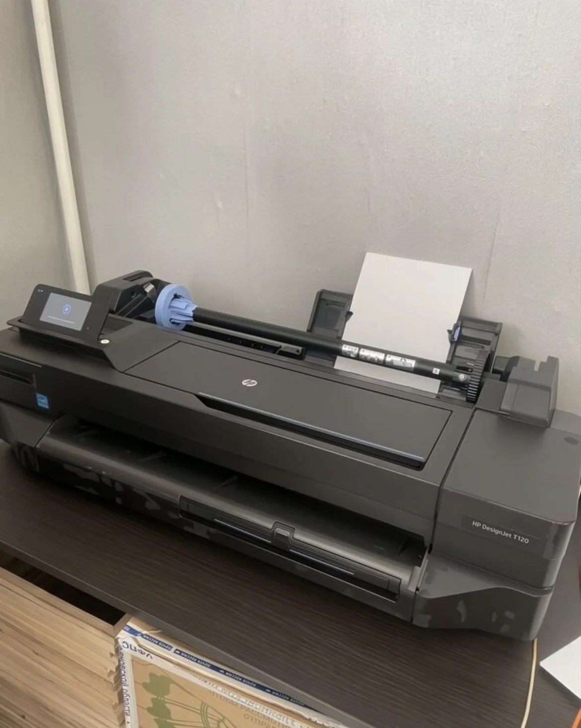 Плоттер HP DesignJet T120 - изображение 1