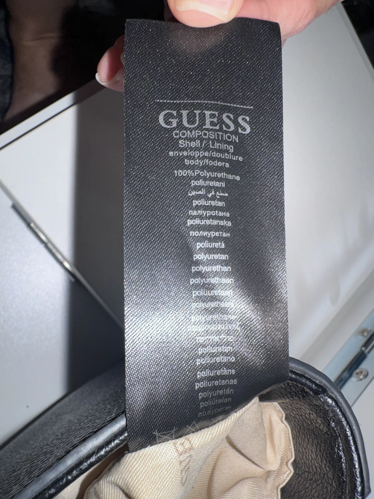 Сумка Guess кросс-боди на цепочке - миниатюра 8