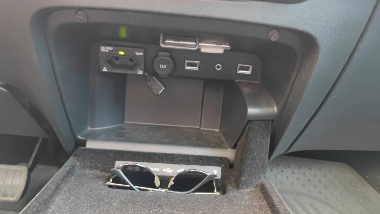 Citroen C4 Picasso II - минивен с низким расходом топлива. - миниатюра 16