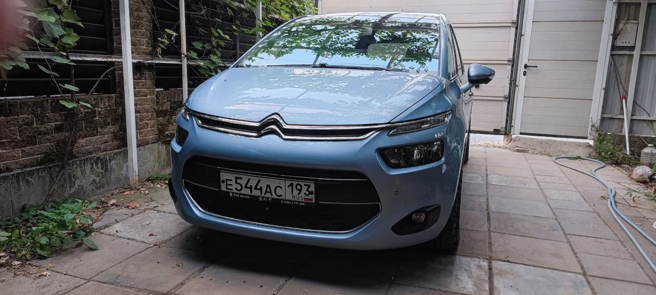 Citroen C4 Picasso II - минивен с низким расходом топлива. - миниатюра 26