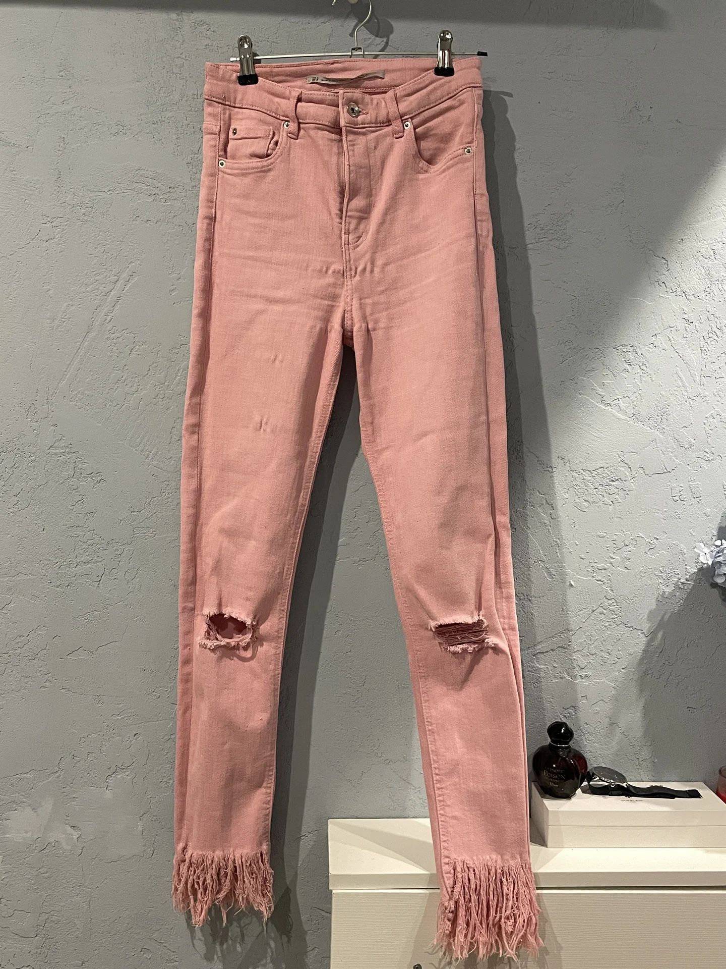 Zara рваные джинсы - изображение 1