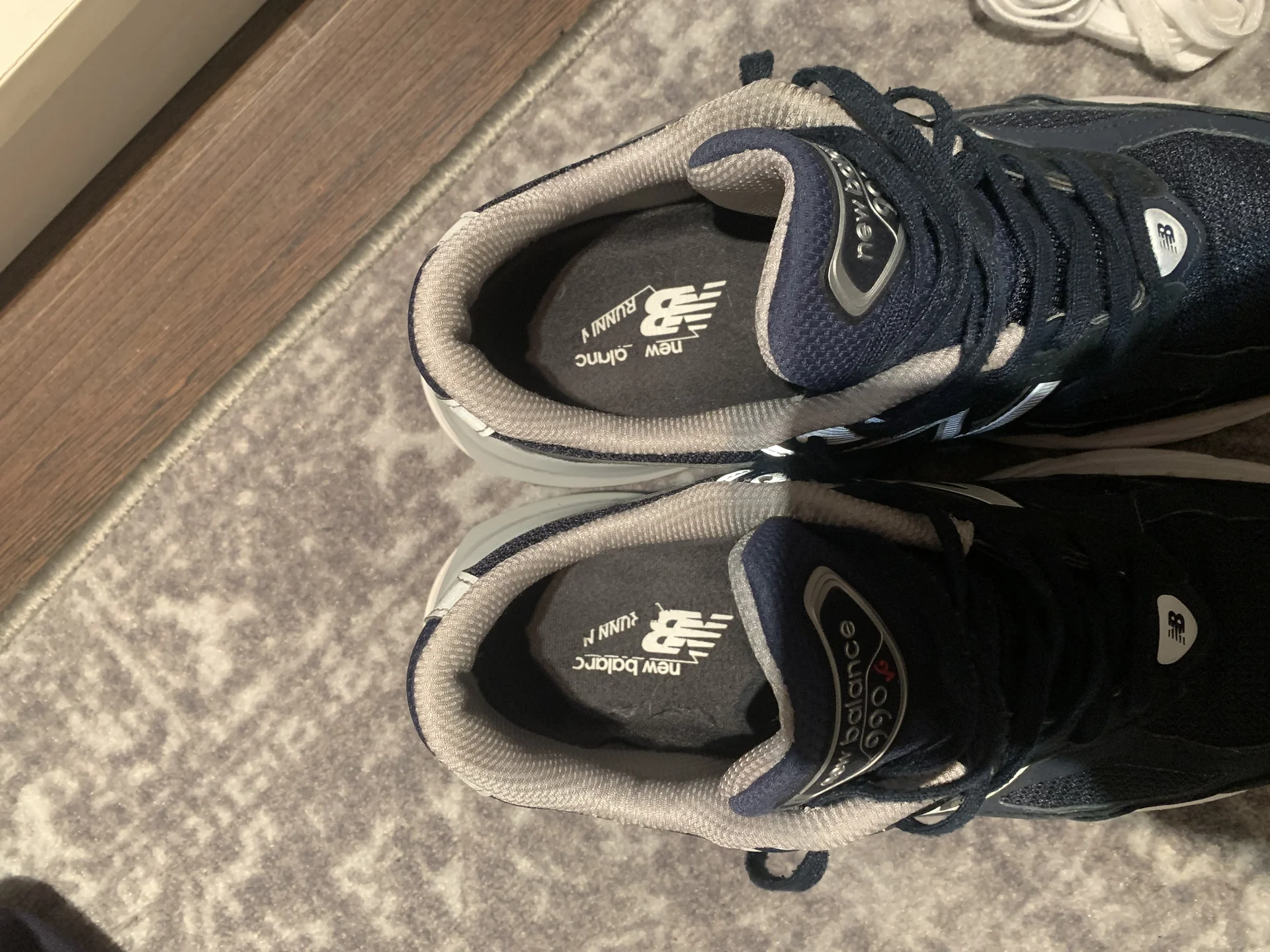 Кроссовки New Balance 990 v6 - миниатюра 2