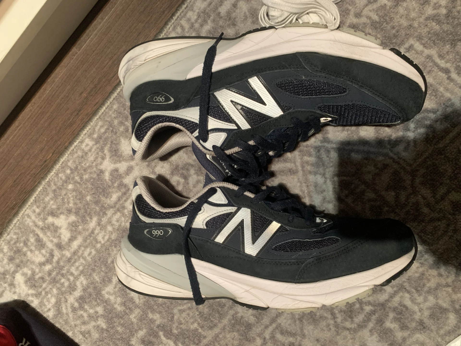 Кроссовки New Balance 990 v6 - миниатюра 3