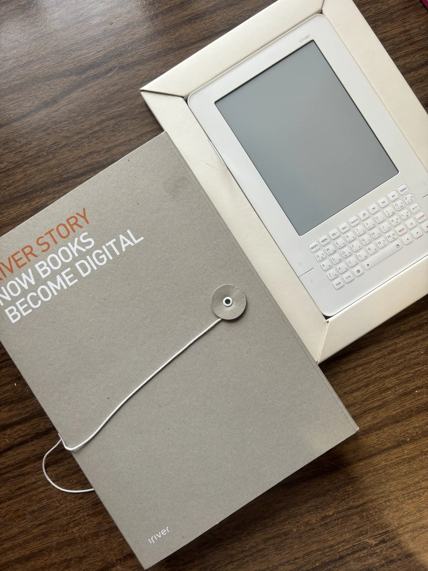 Iriver электронная книга - миниатюра 2