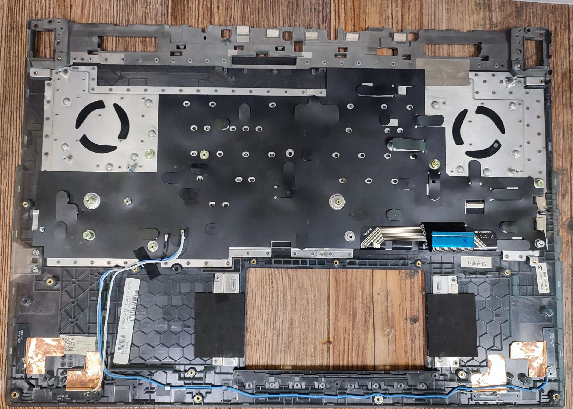 Топкейс Asus scar 17 G733ZW - миниатюра 2