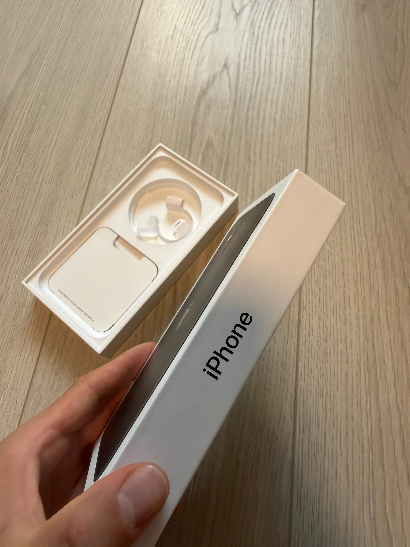 Коробка от iPhone 11 Оригинал - миниатюра 2
