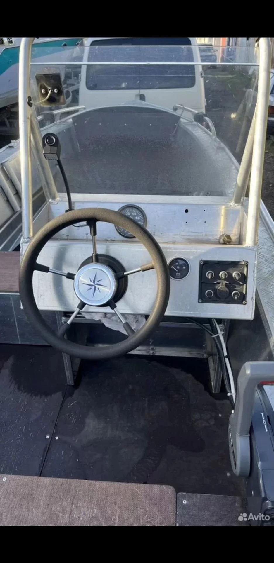Катер Wellboat 46 классика - миниатюра 6