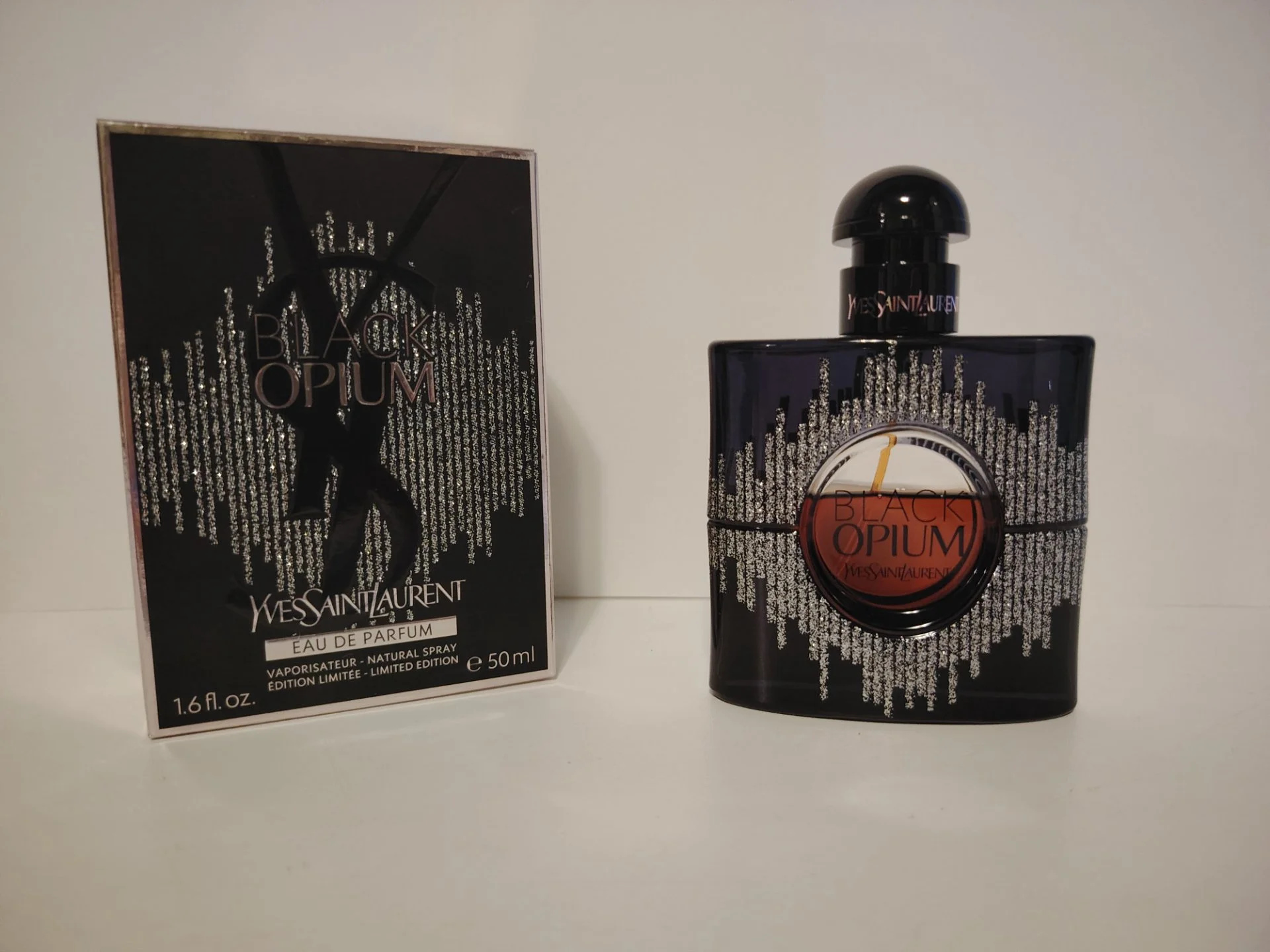 Yves Saint Laurent, Black Opium Sound Illusion от 50 ml. Лимитка. Оригинал.