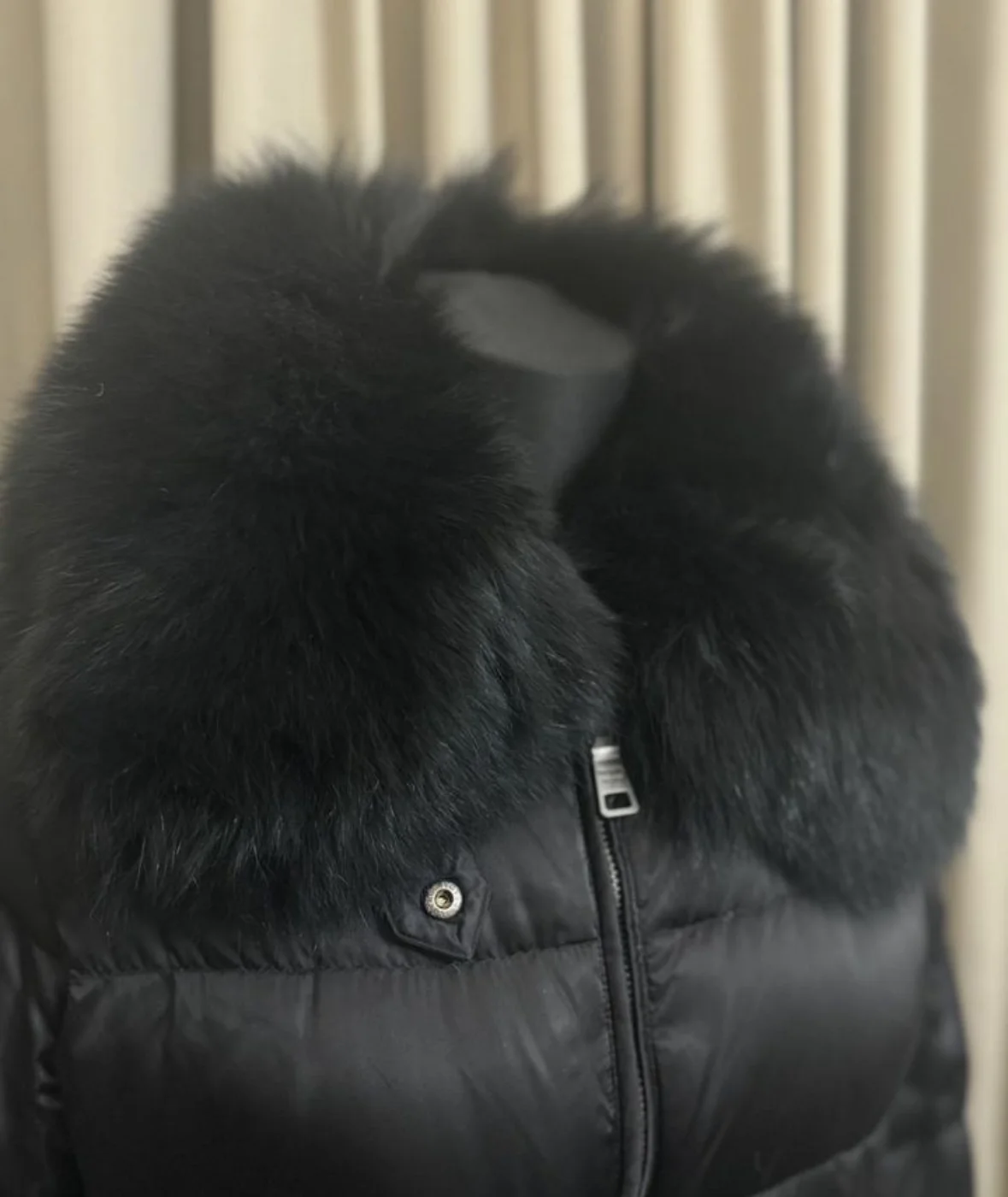Пуховик Prada оригинал черный - миниатюра 4
