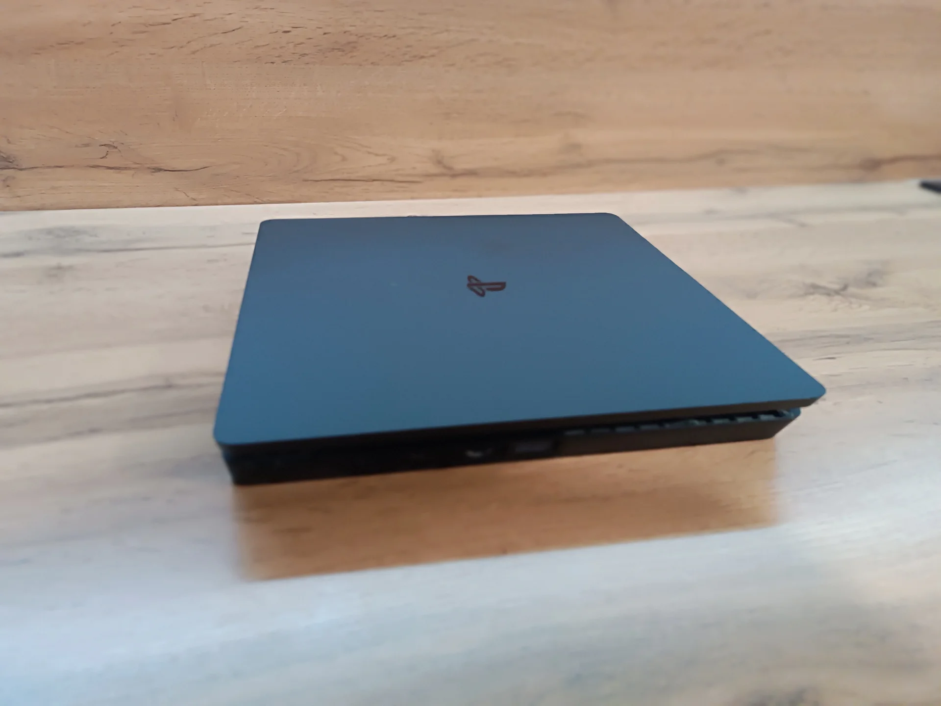 Продам  PlayStation 4 Slim 1 tb - миниатюра 4