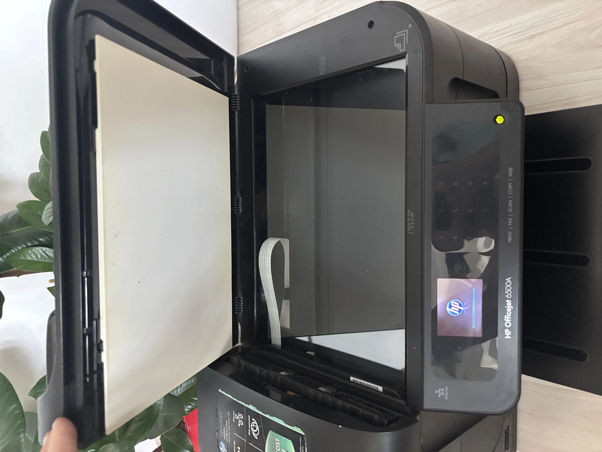 Мфу сетевой цветной hp officejet 6500a - миниатюра 2