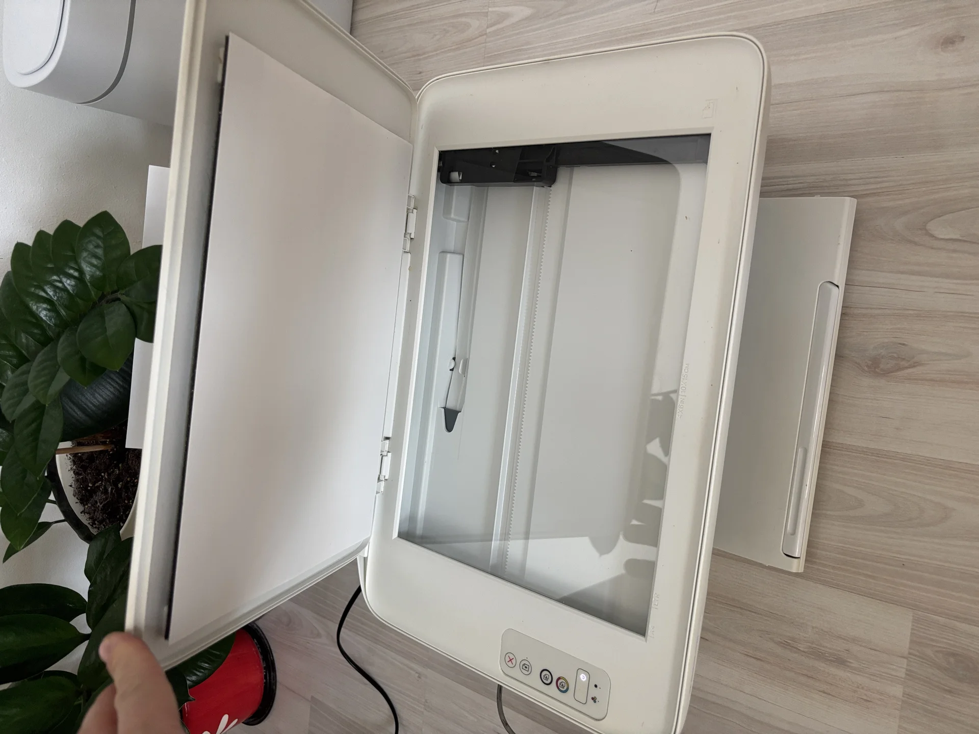 Принтер, сканер, копии hp deskjet 2320 цветной - миниатюра 2