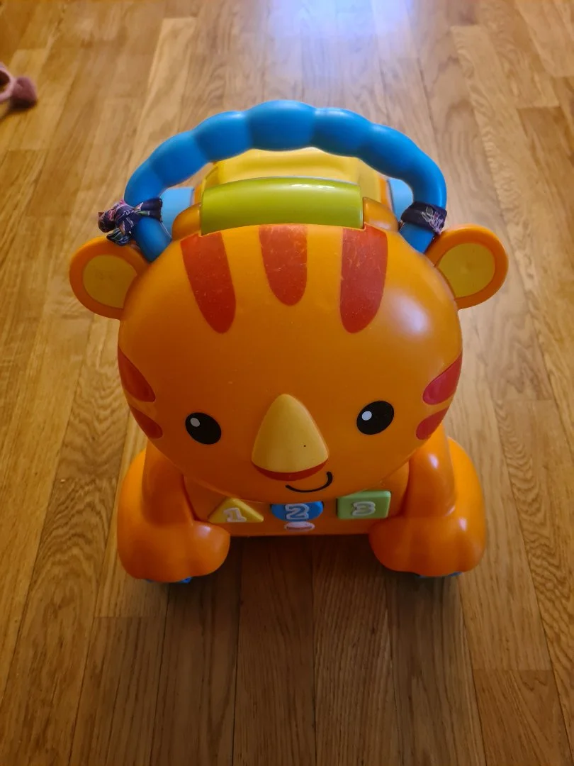 Тигренок каталка- ходунки fisher price - миниатюра 4