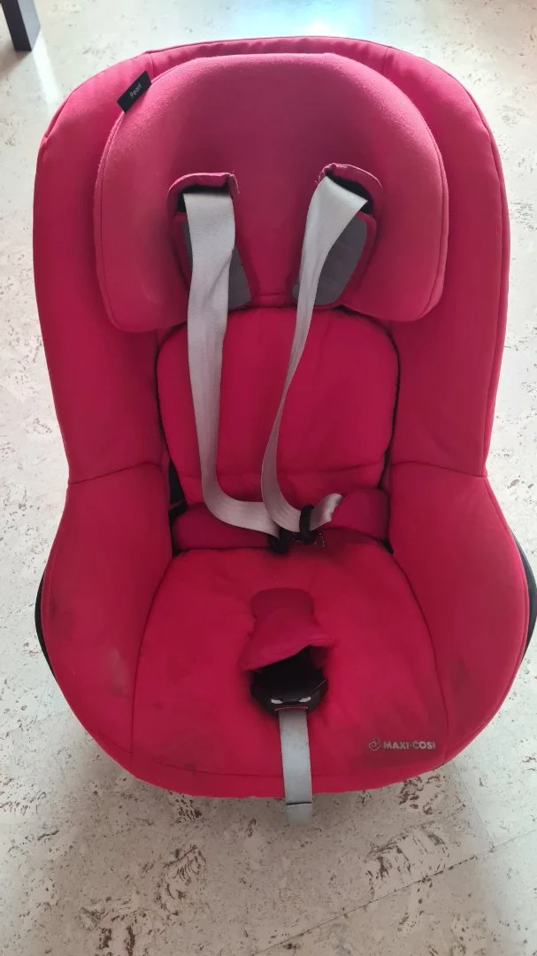 Автомобильное кресло с базой maxi cosi pearl - миниатюра 10