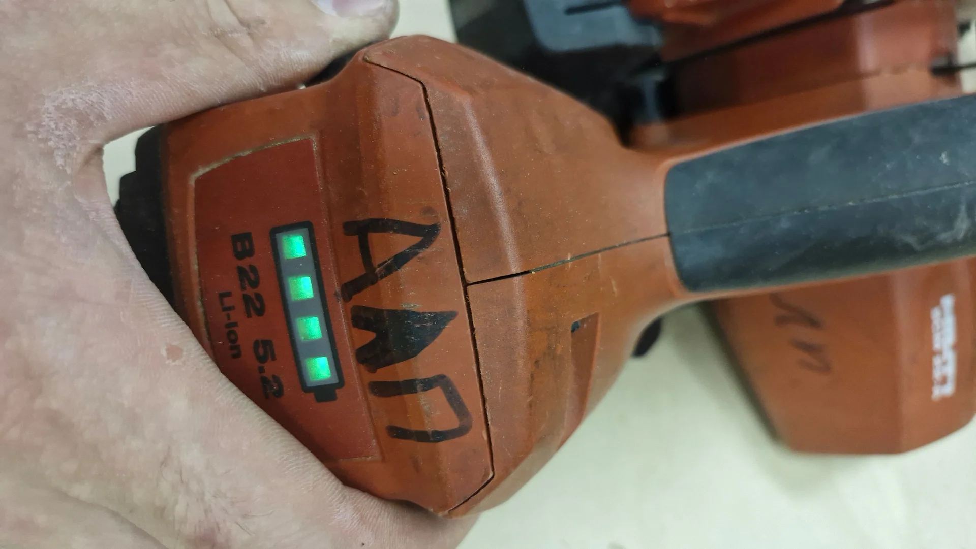 Циркулярная пила Hilti SCM 22-A по металлу - миниатюра 5