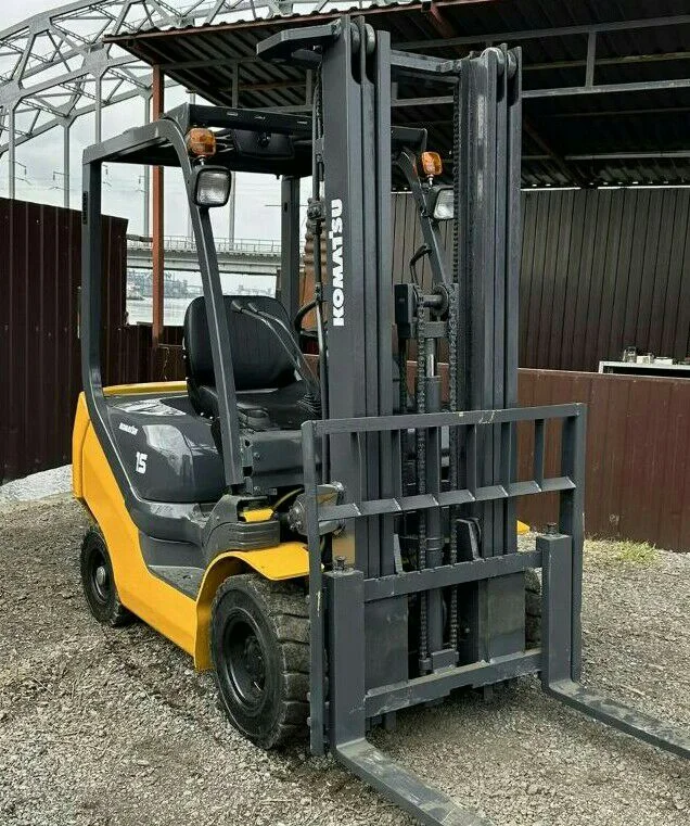 Вилочный погрузчик KOMATSU FD15 - изображение 1