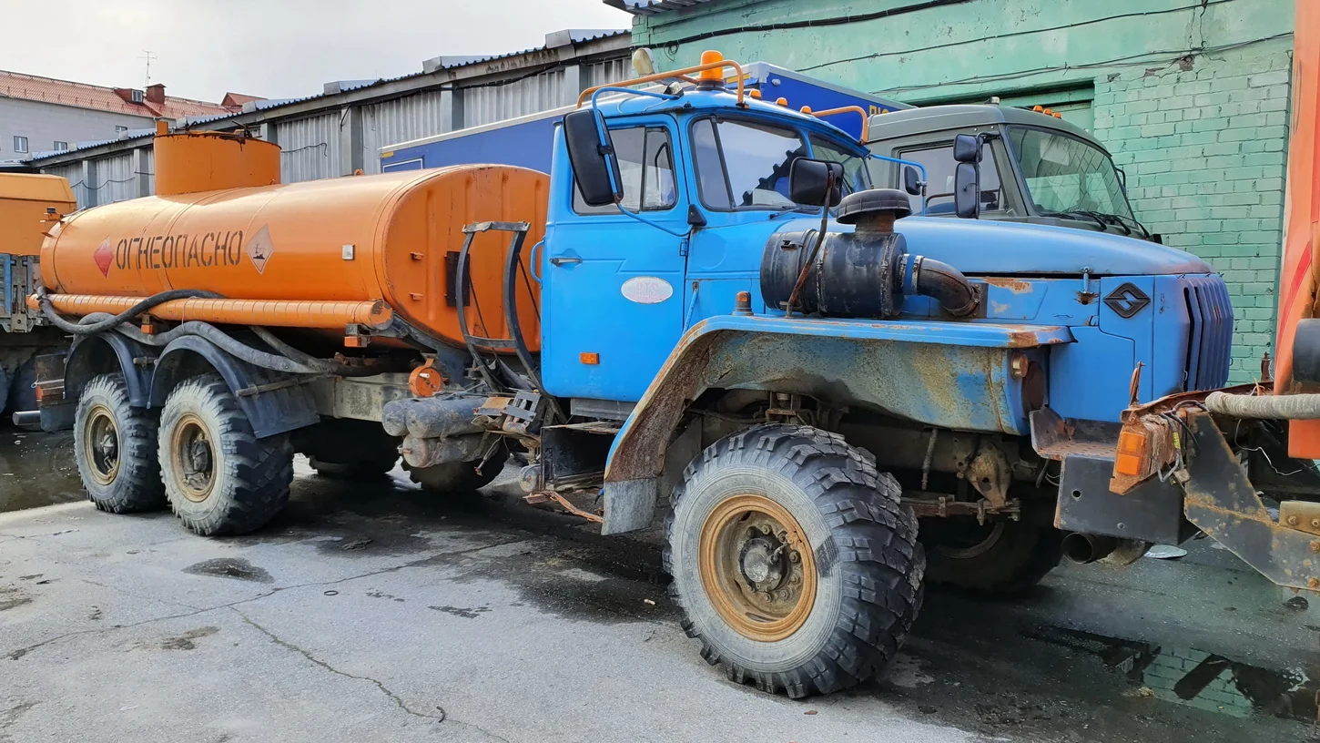 Продам: АЦН-10 Урал 4320 (6613-11) АТЗ-10 (6х6), 2008г.в. двигатель ЯМЗ-236 турбо. - миниатюра 2