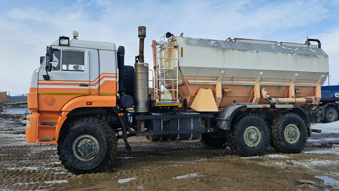 Продам: 3-и Автомобиля КамАЗ-65224 (6х6) УС-50х20К длиннобазовые со спальником, 400л.с. ОТС ! - миниатюра 4