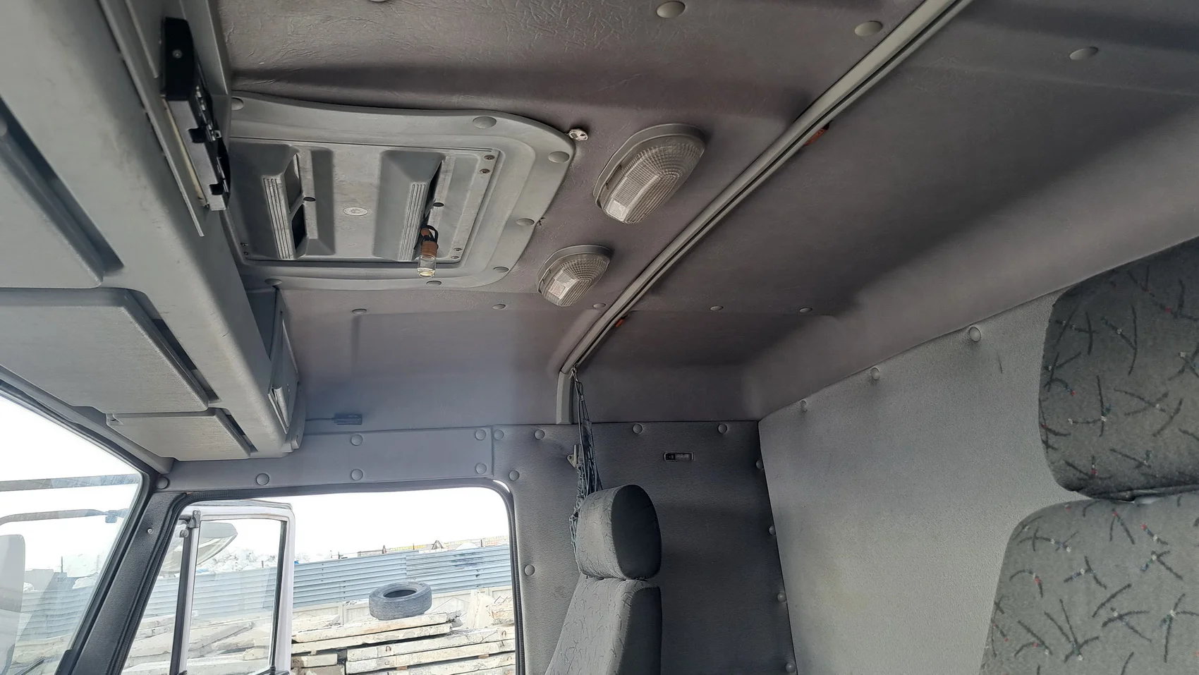 Продам: 3-и Автомобиля КамАЗ-65224 (6х6) УС-50х20К длиннобазовые со спальником, 400л.с. ОТС ! - миниатюра 7