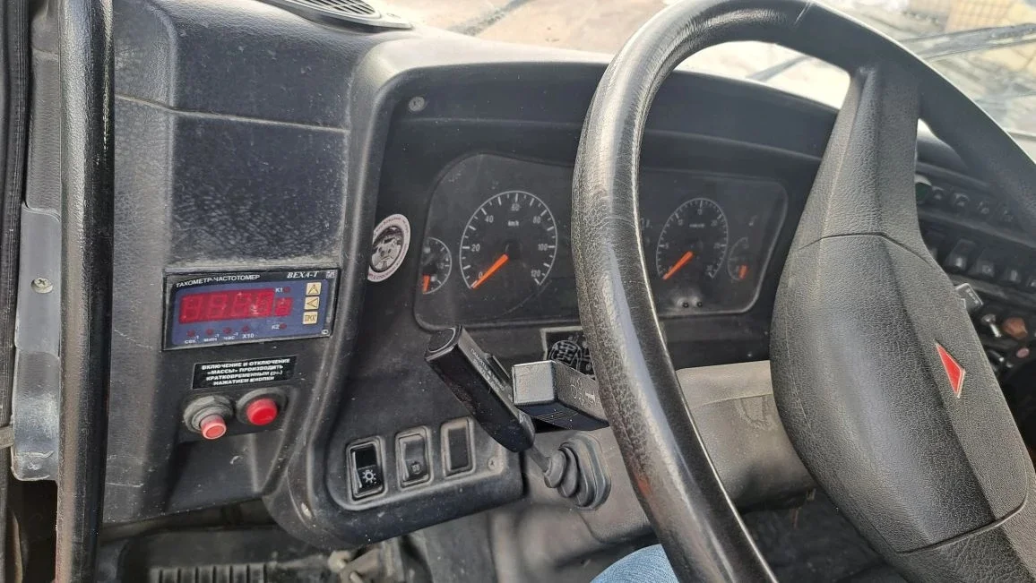 Продам: 3-и Автомобиля КамАЗ-65224 (6х6) УС-50х20К длиннобазовые со спальником, 400л.с. ОТС ! - миниатюра 13