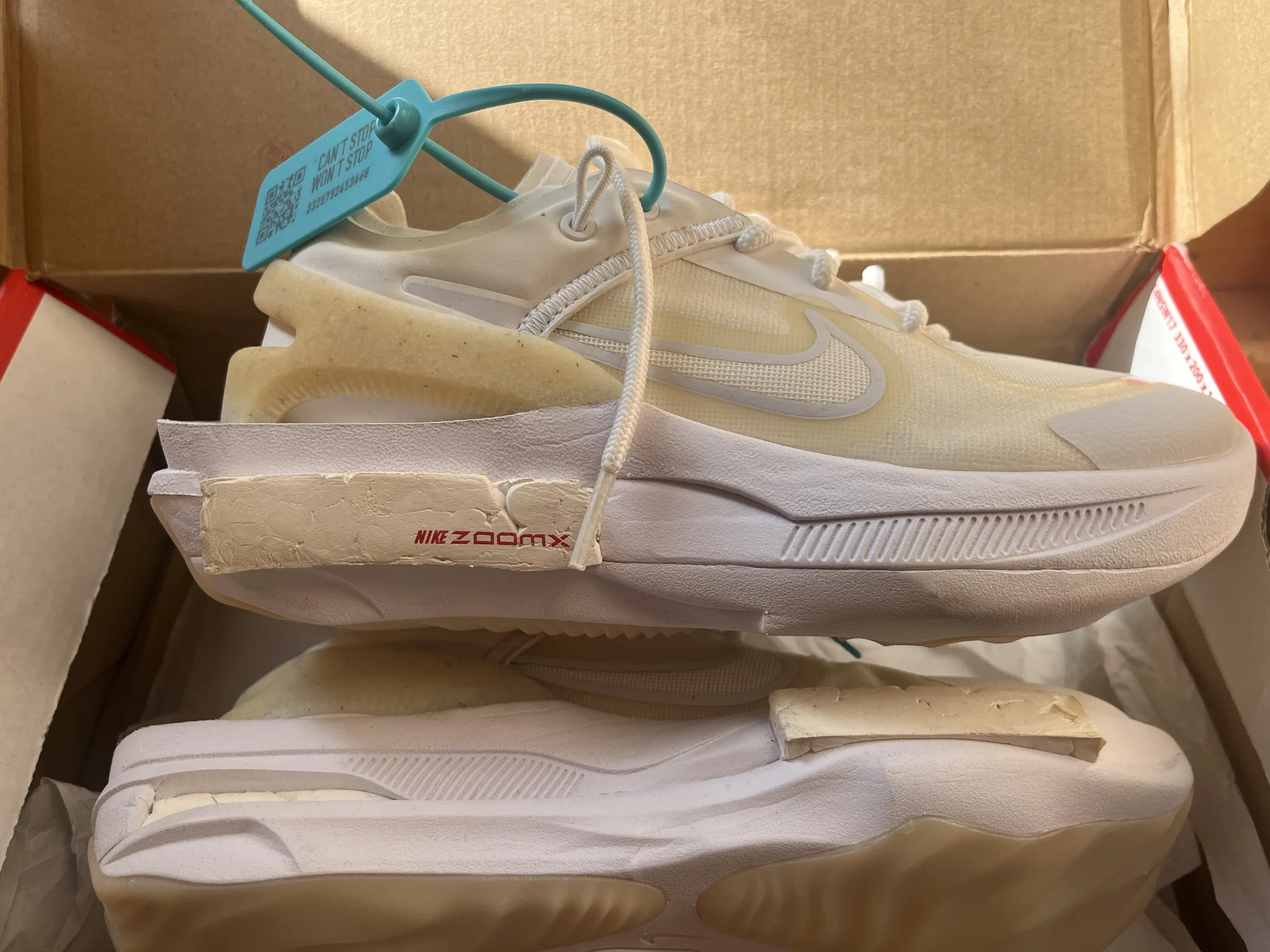 Nike Fontana - миниатюра 4