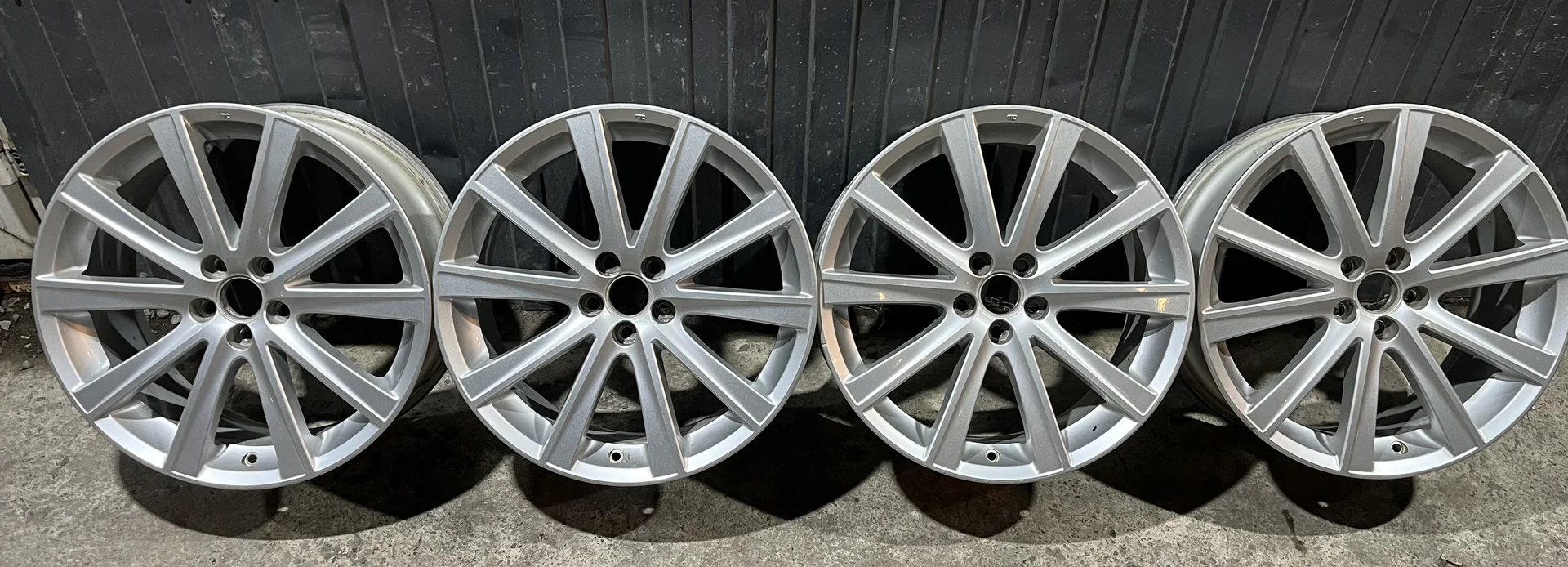 Литые диски Subaru 18 x 7.5jj, 5x100 - изображение 1