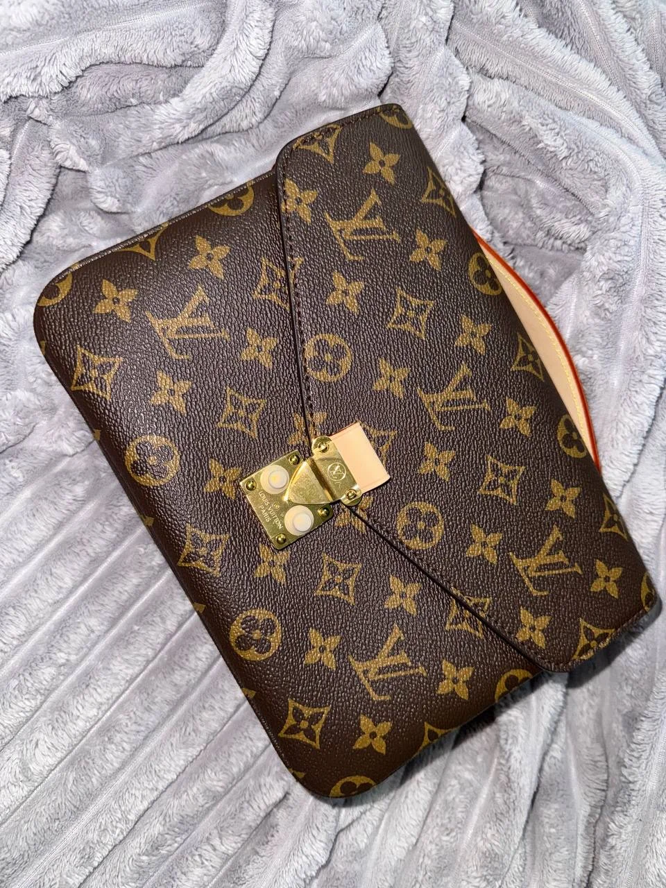 Сумка Louis Vuitton оригинал - миниатюра 2