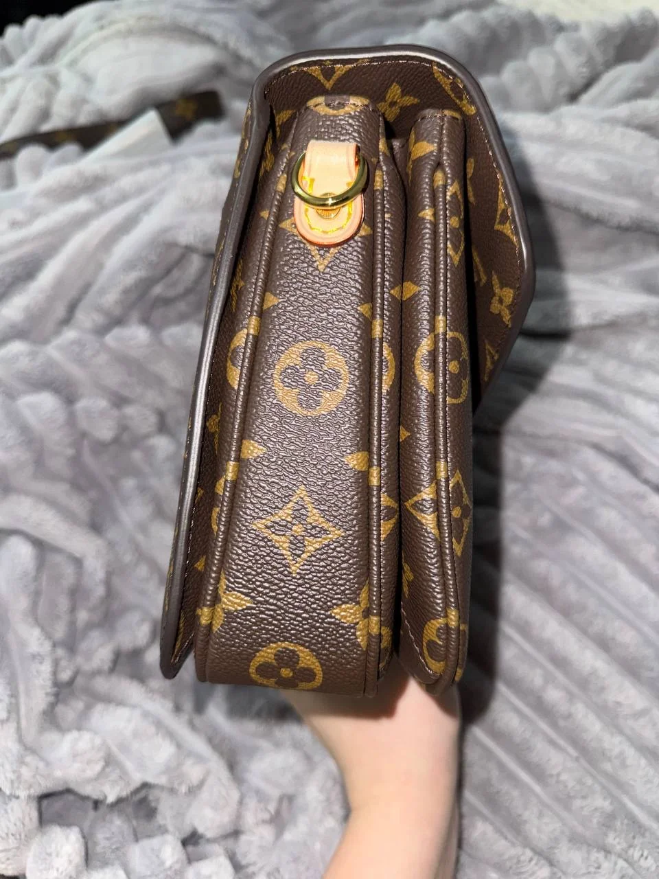 Сумка Louis Vuitton оригинал - миниатюра 4
