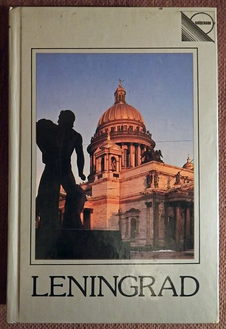 Книга. П. Канн. Ленинград. Путеводитель. На английском языке. 1984 год - изображение 1
