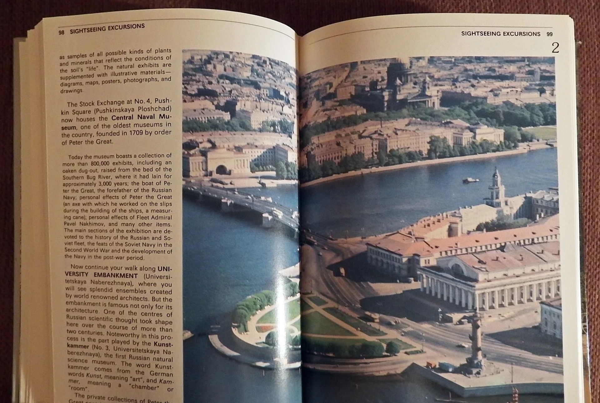 Книга. П. Канн. Ленинград. Путеводитель. На английском языке. 1984 год - миниатюра 5