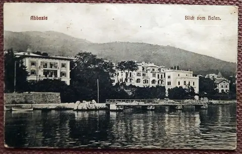 Антикварная открытка. Аббазия. Вид на гавань. Хорватия