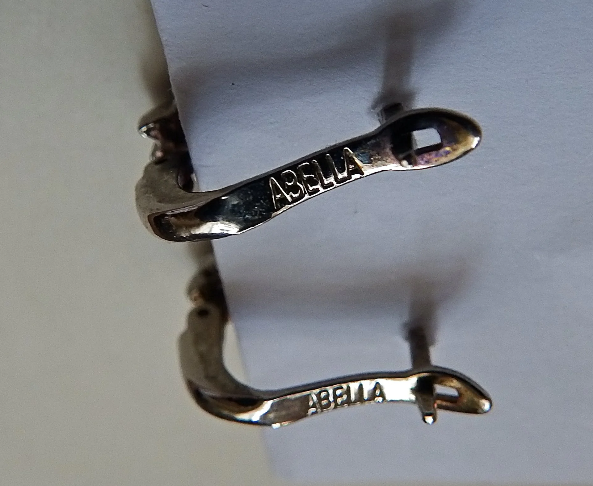 Серьги Abella. Белый металл. Стразы белое стекло - миниатюра 2