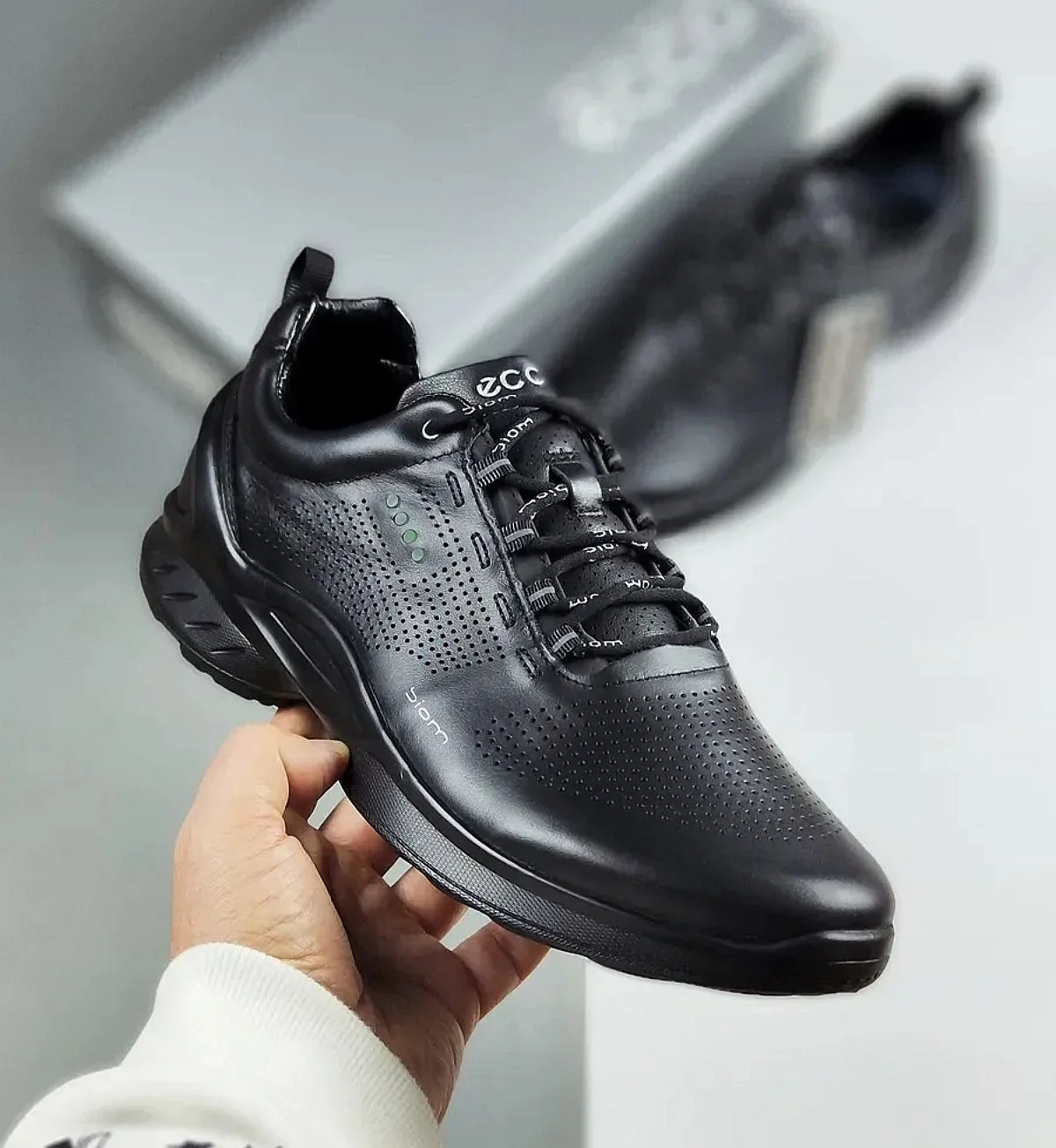 Кроссовки ecco - миниатюра 4