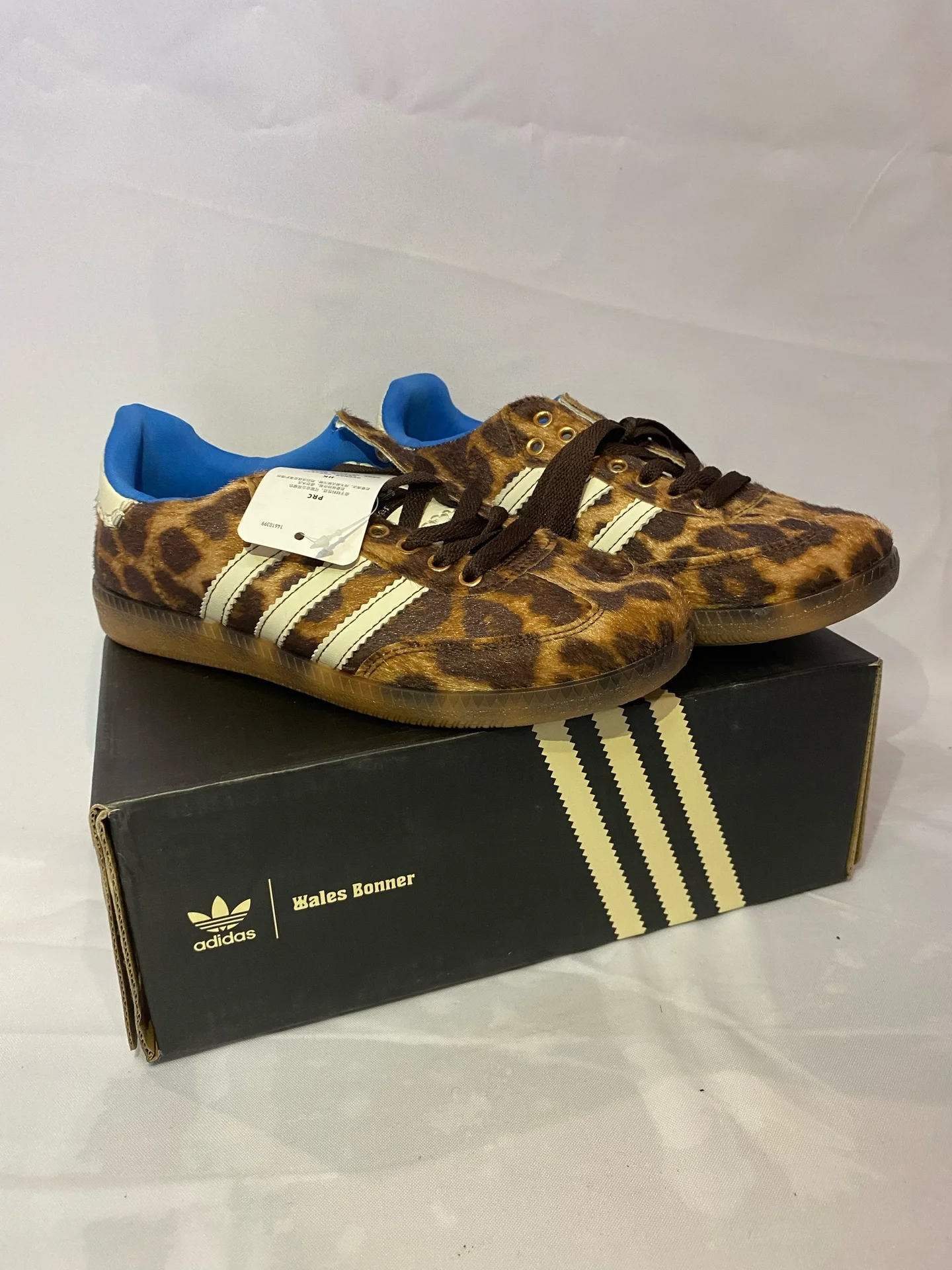 Кроссовки женские adidas - изображение 1