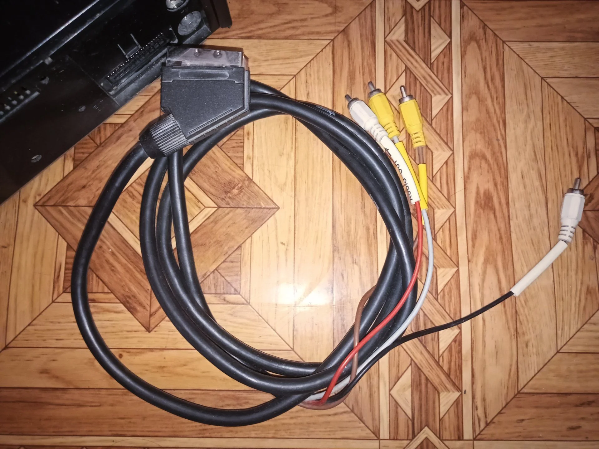 Видеомагнитофон philips vr 110/58 - миниатюра 9