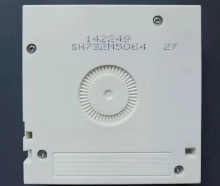 Картридж Quantum DLTtape III XT 15/30гб - миниатюра 4
