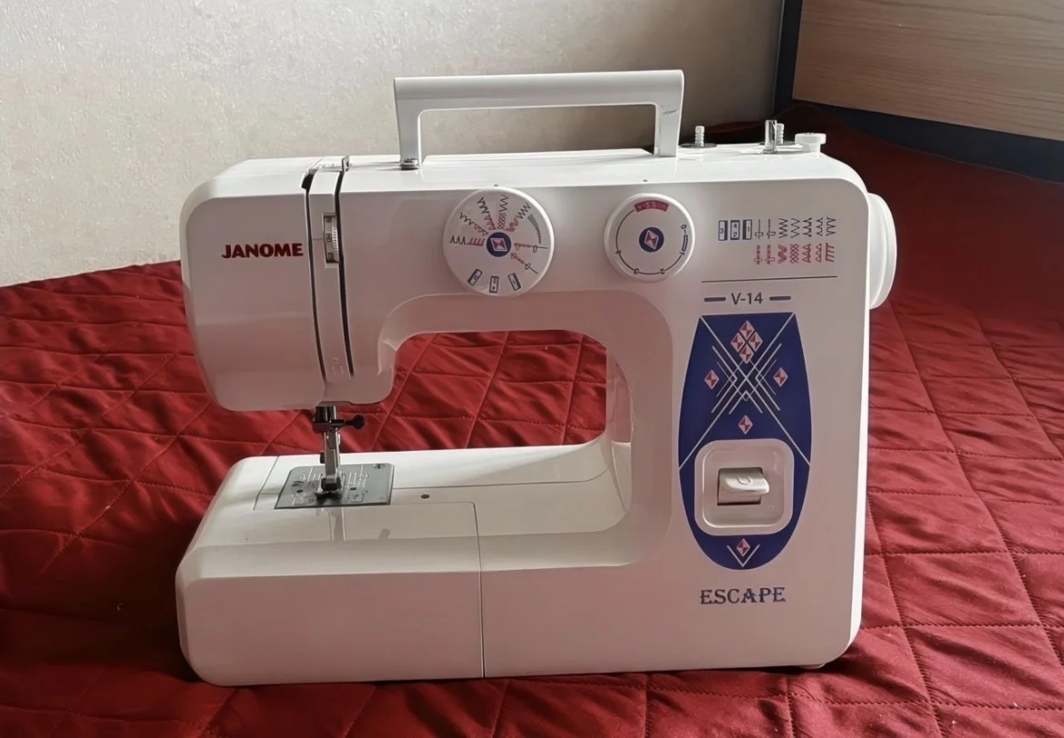 Швейная машинка Janome escape v-14 - изображение 1