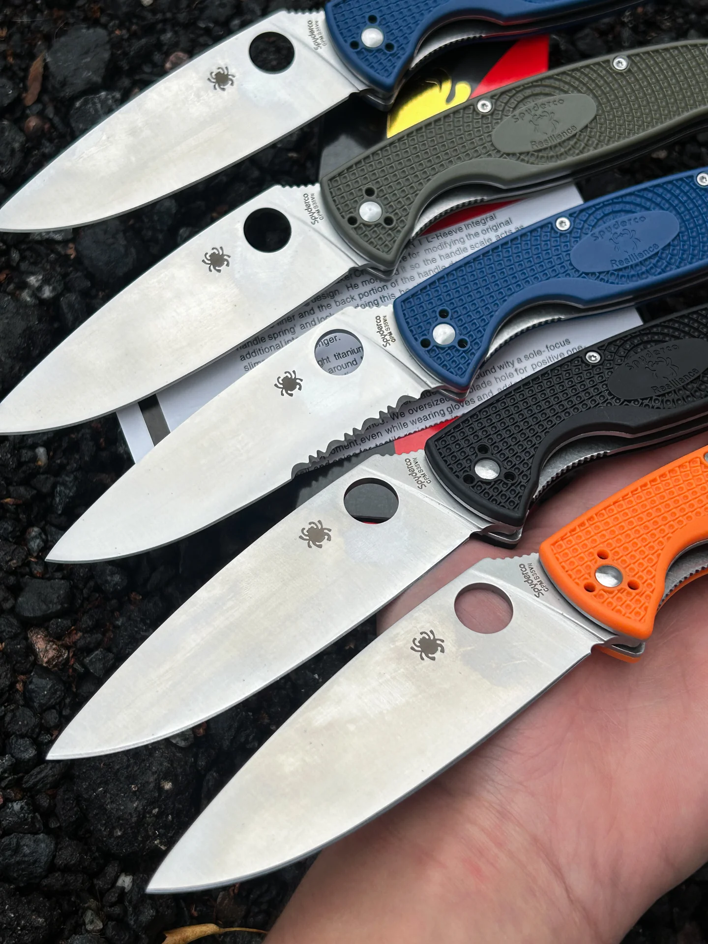 Нож Spyderco Resilience Lightweight - миниатюра 2