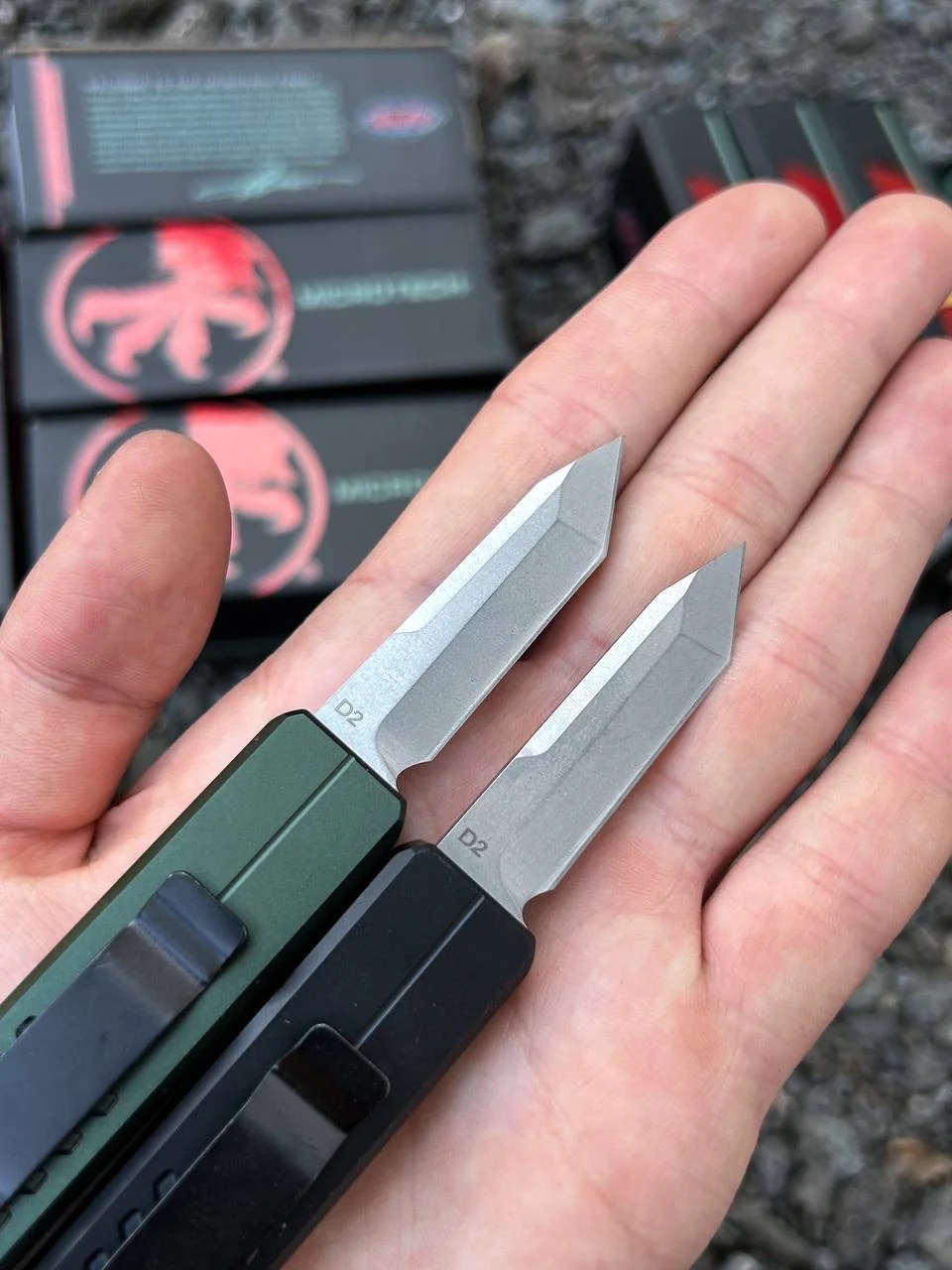 Нож автоматический Microtech мини - миниатюра 5