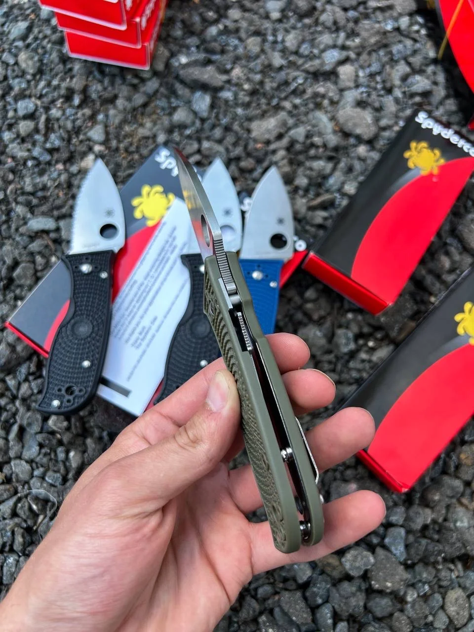 Нож Spyderco Lil Temperance - миниатюра 7