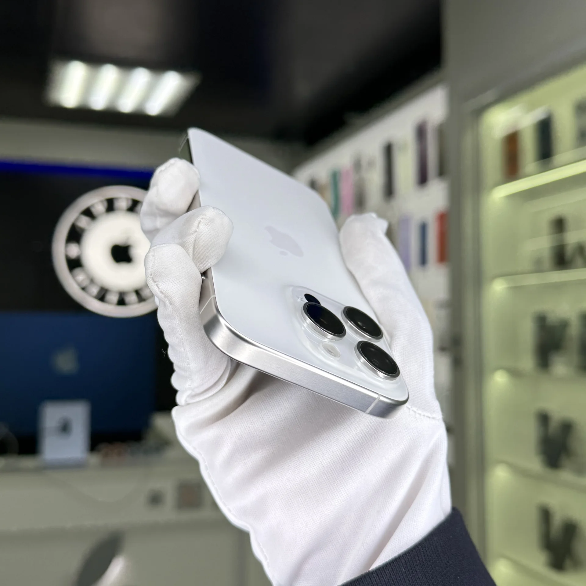iPhone 15 Pro - миниатюра 4