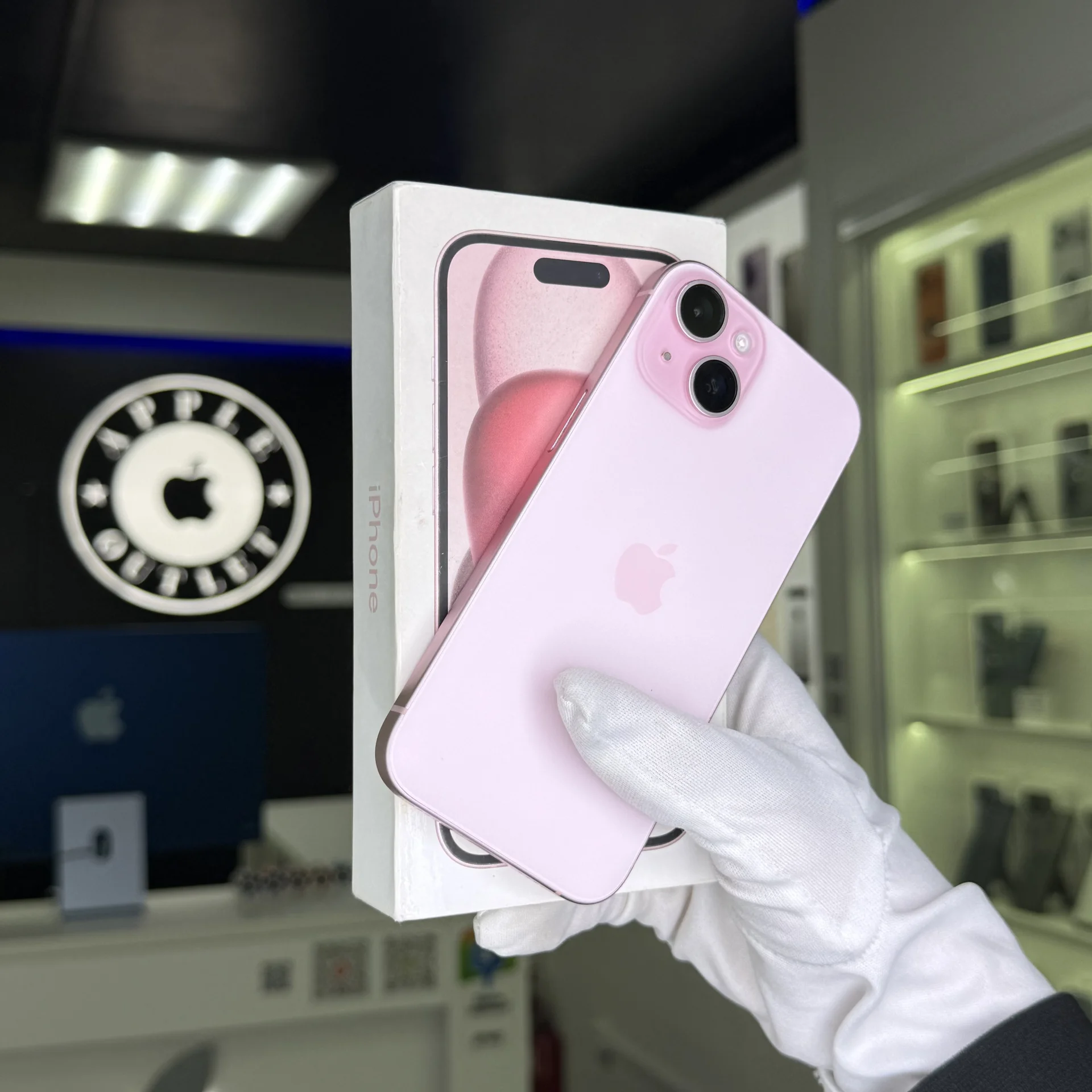 iPhone 15 - изображение 1