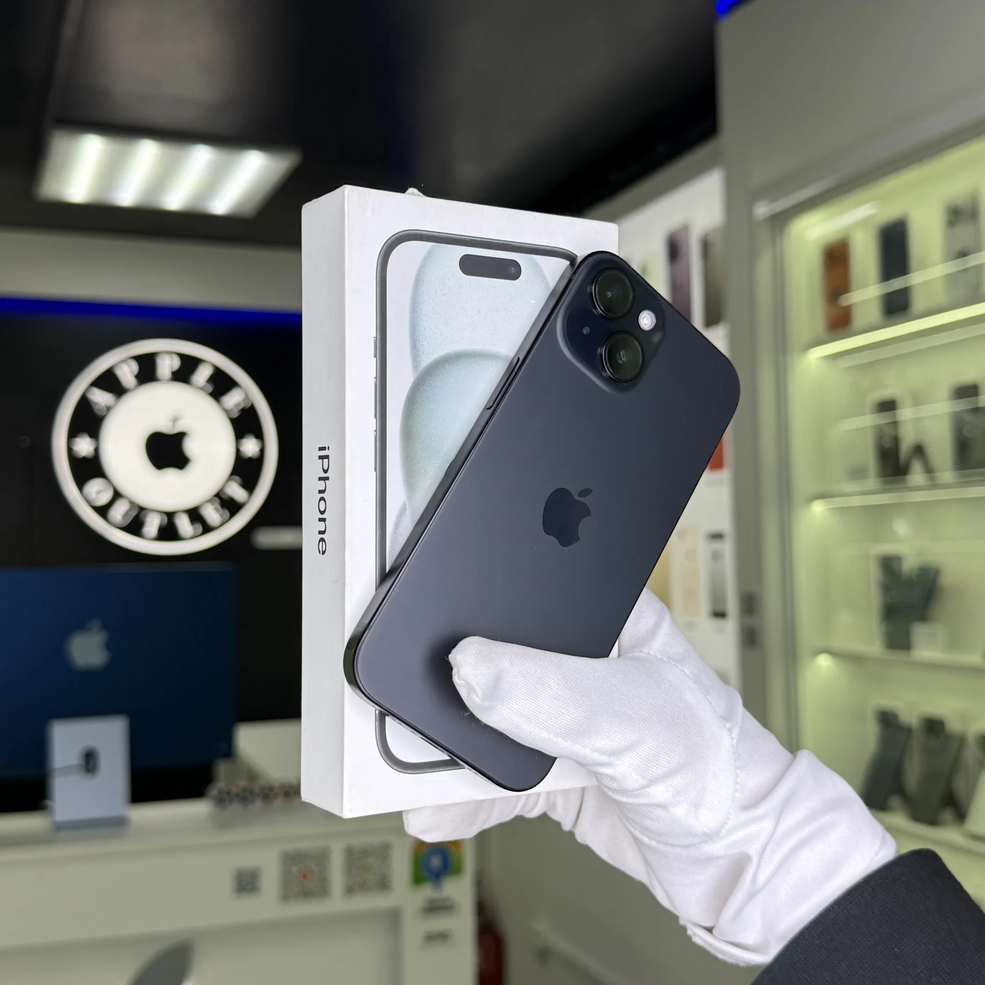 iPhone 15