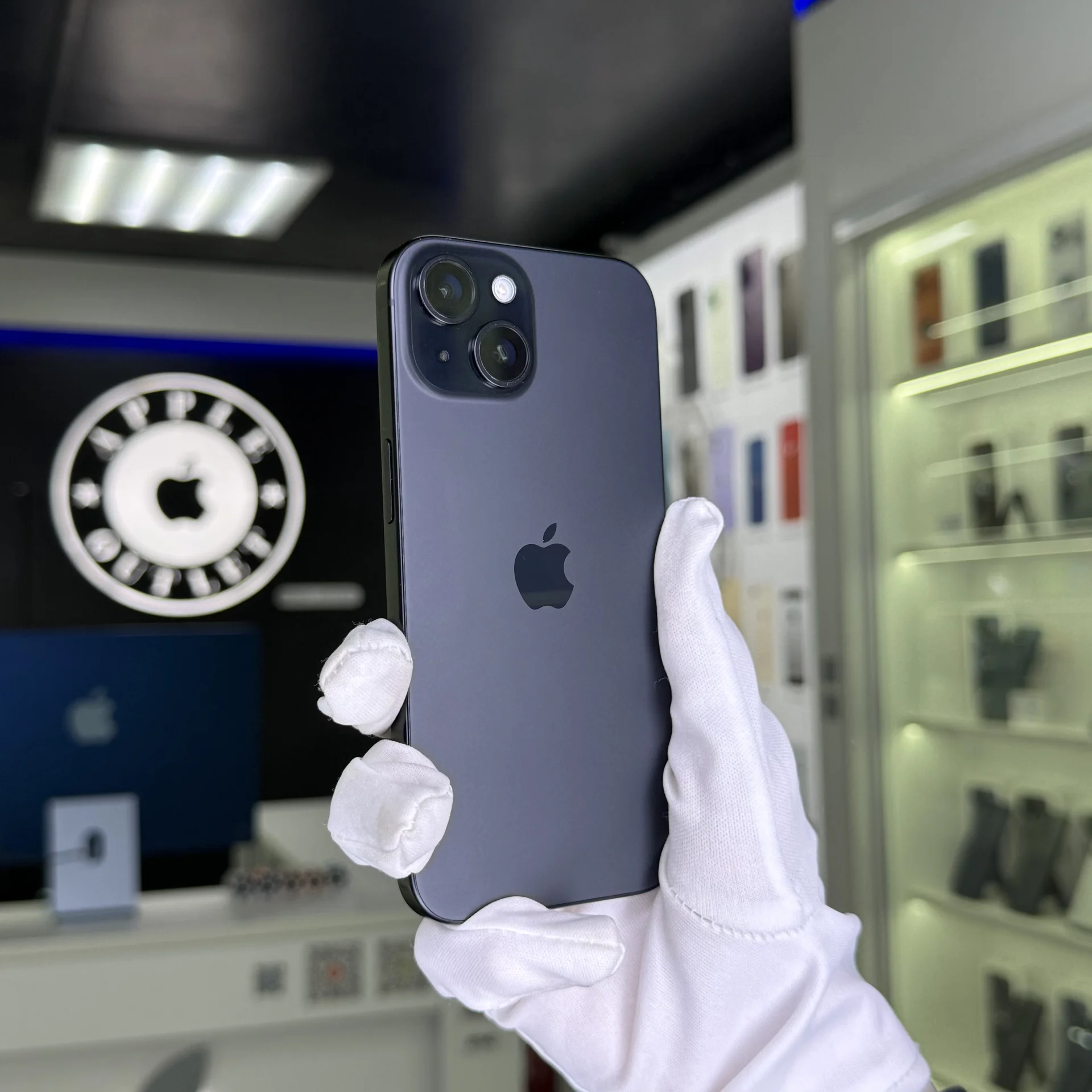 iPhone 15 - миниатюра 2