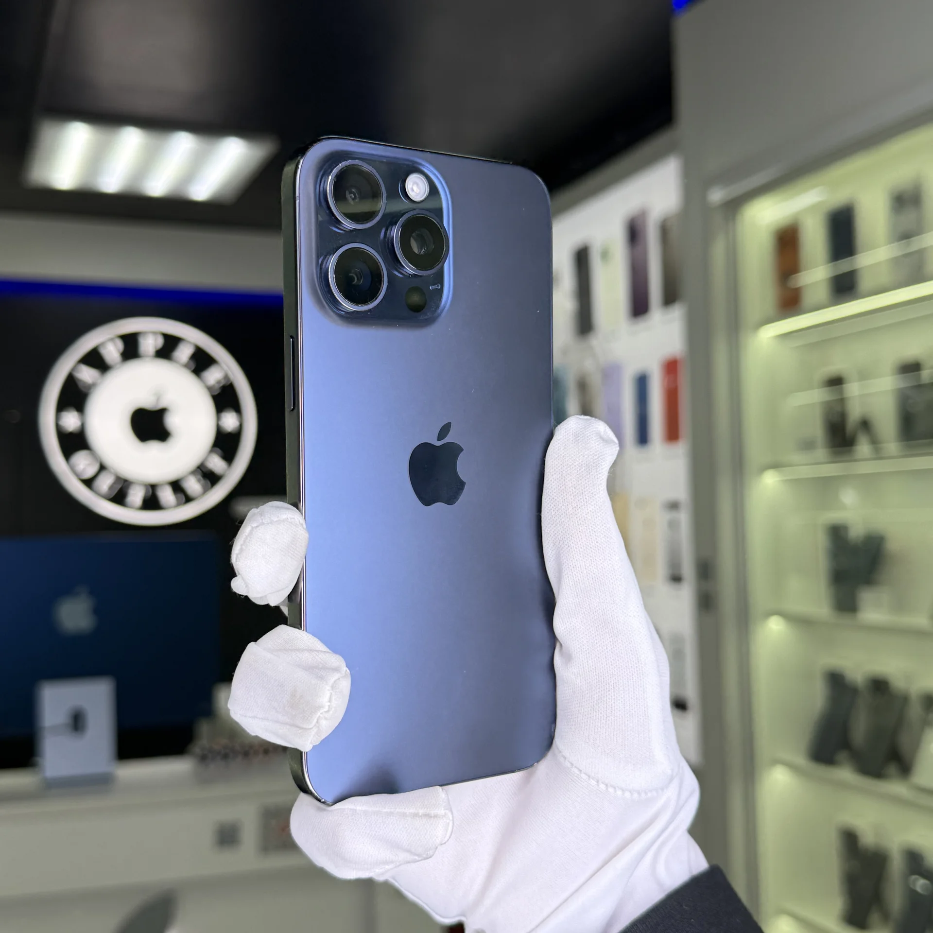 iPhone 15 Pro Max - миниатюра 2