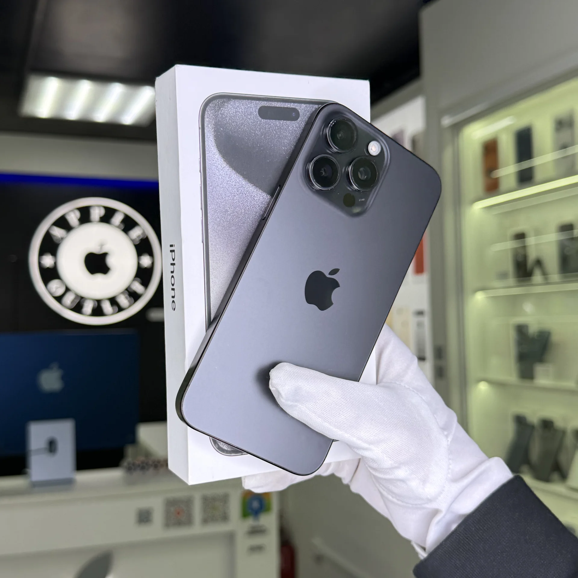 iPhone 15 Pro Max - изображение 1