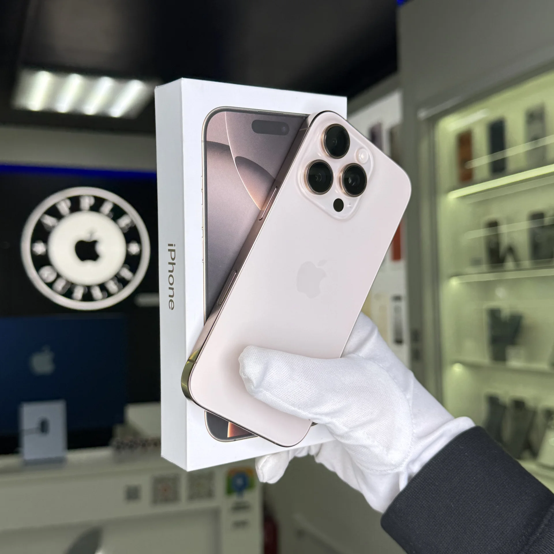 iPhone 16 Pro - изображение 1